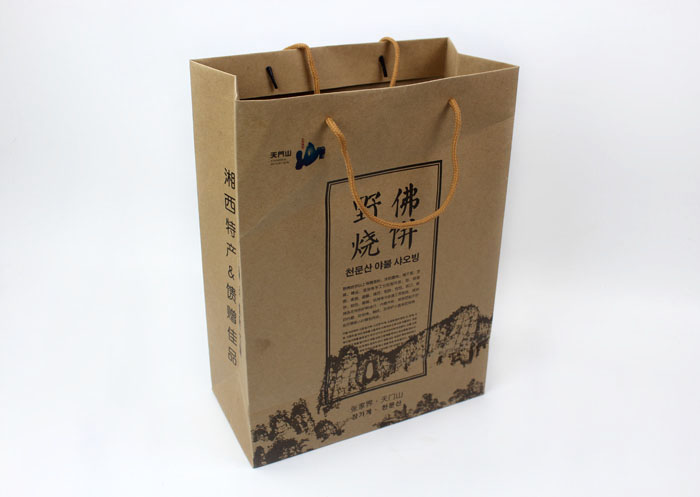 這樣原汁原味土特產(chǎn)禮品盒+手提袋套裝你也想要嗎？快來長沙印刷廠日大彩印定制！